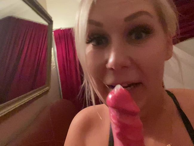 Fast erwischt, heimlich im Swingerclub gefilmt.